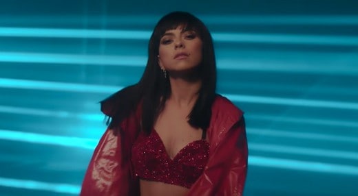 Inna Nirvana Şarkı Sözleri, Çevirisi ve Okunuşları