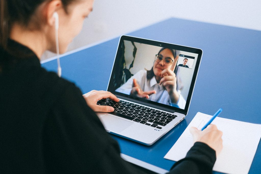 Online Speaking Kursu Kullanmanın Farkı